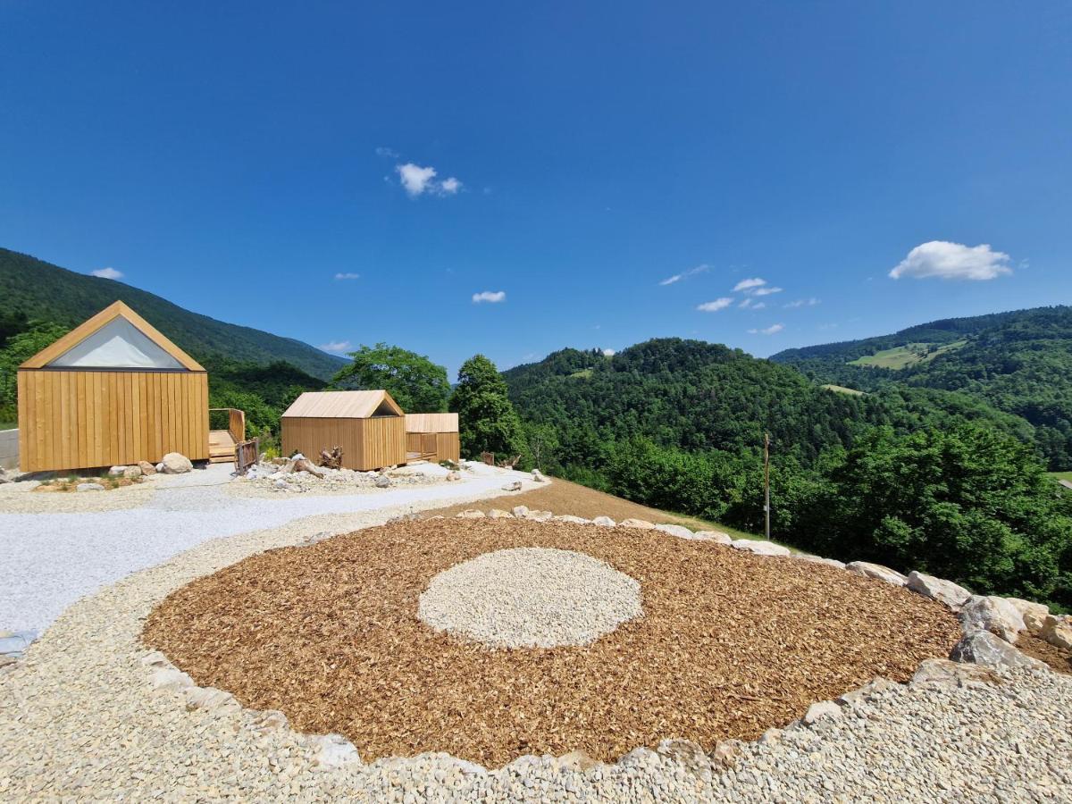 Отель Golife Center Glamping Лазе-в-Тухинью Экстерьер фото