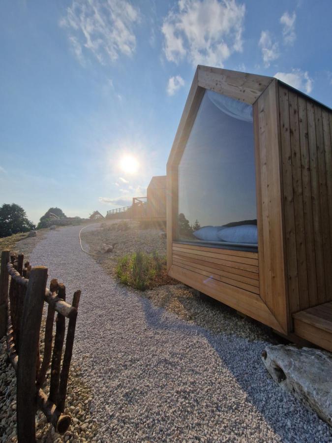 Отель Golife Center Glamping Лазе-в-Тухинью Экстерьер фото