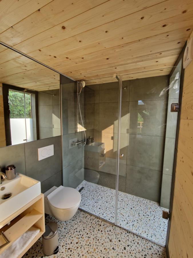 Отель Golife Center Glamping Лазе-в-Тухинью Экстерьер фото